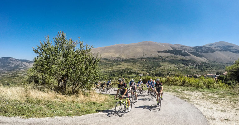 Syklister i sving i Abruzzo