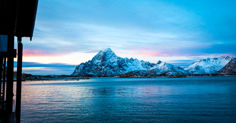 Skårungen i Lofoten på vinter