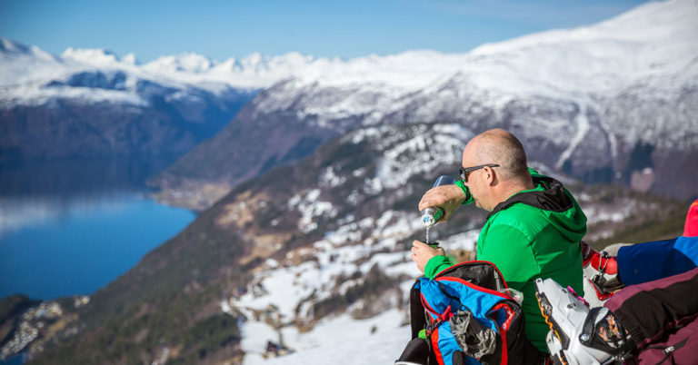 Pause på toppen i Stranda-alpene