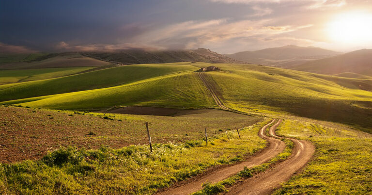 Grusvei på jorde i Toscana