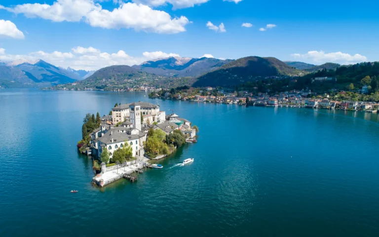Lago Orta, San Giulio, Lombardia, Italia