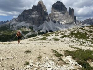 yngve jogger i Dolomittene
