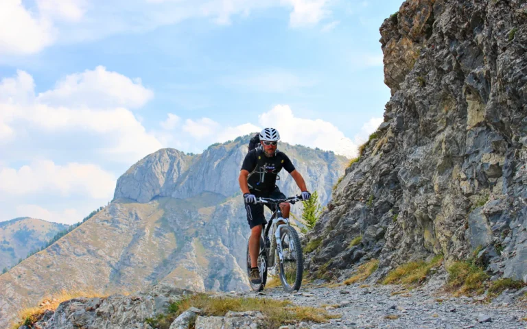 Terrengsykkeltur fra De maritime Alpene til Middelhavet - Via del Sale - med Expa Travel
