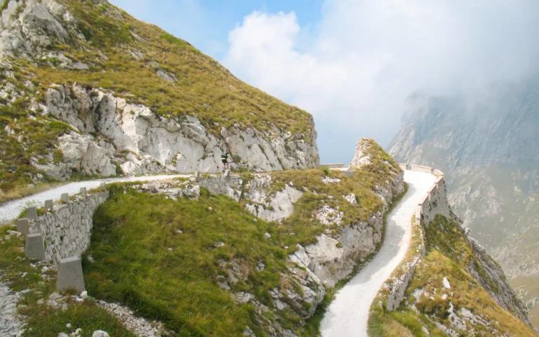 Terrengsykkeltur fra De maritime Alpene til Middelhavet - Via del Sale - med Expa Travel