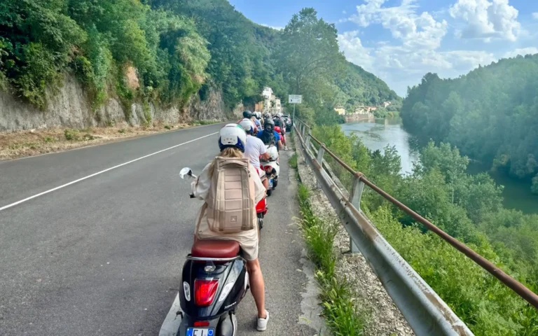 Vespaturer i Italia med Expa Travel