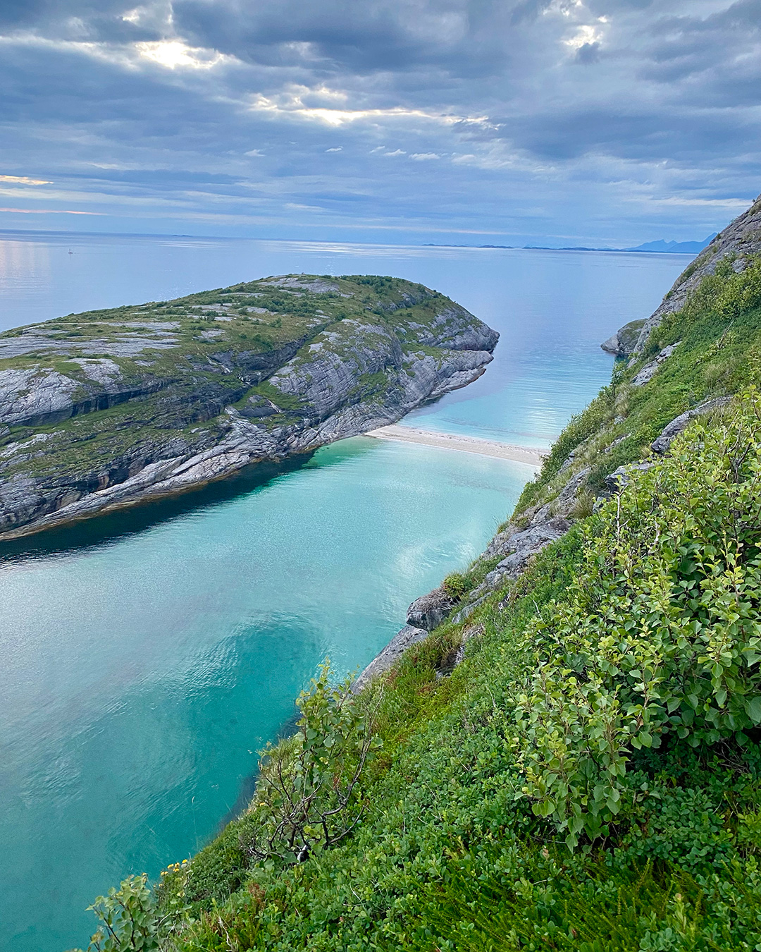 Bildet viser Hovsundet utenfor Bodø.