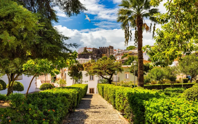 Tavira ved Algarvekysten, Portugal